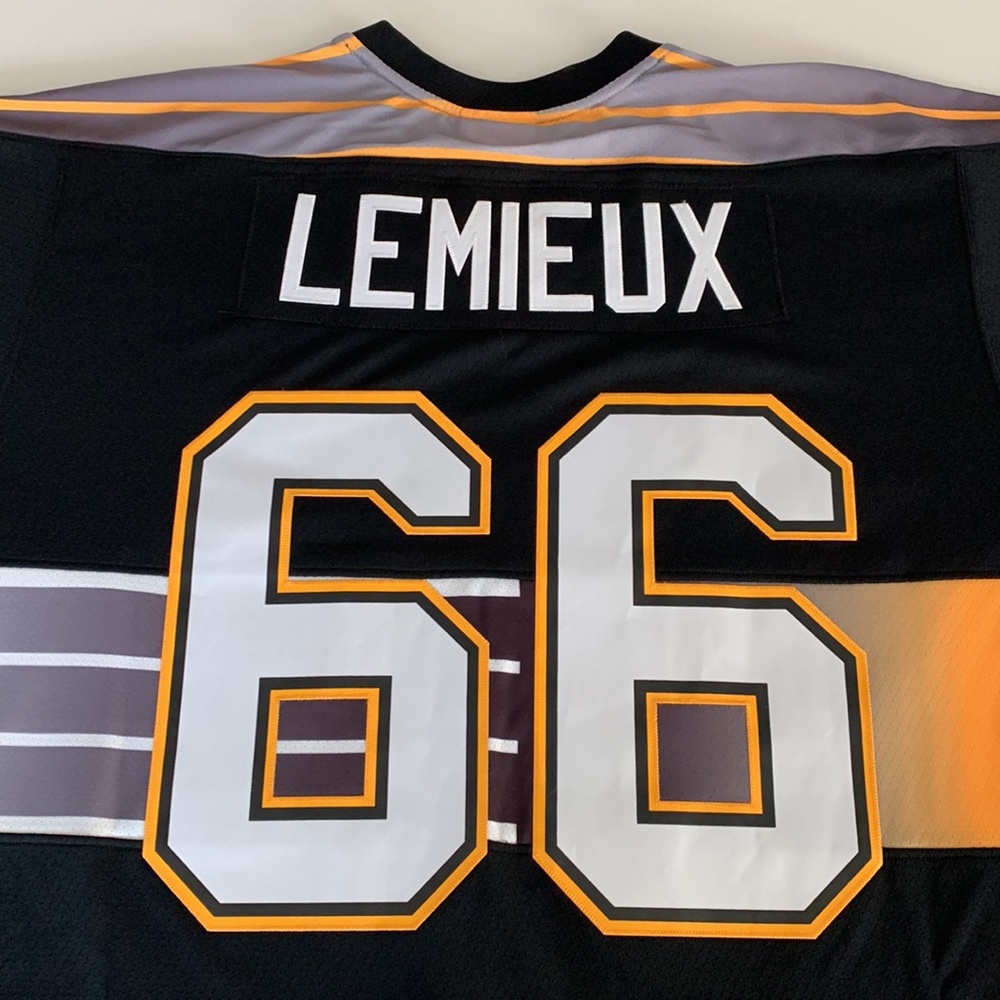 Mario Lemieux Pittsburgh Penguins 1996/97 Power Play Player Jersey - Picture 3 of 11